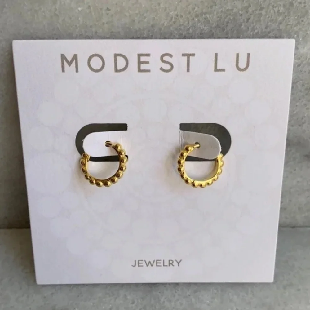18K Gold Beaded Huggie Hoop Earrings - Picture 3 of 3